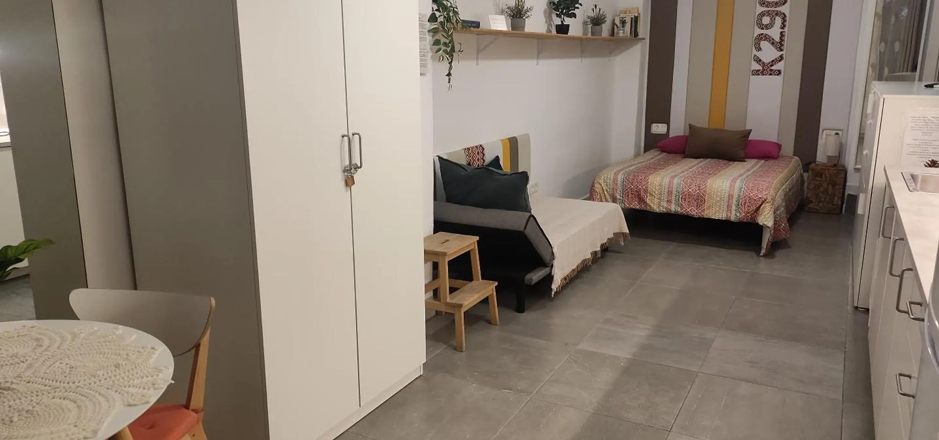アパート Nice And Cosy Lofts City Center 1&2 マラガ